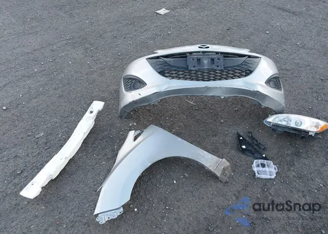 2015 Mazda Mazda5 Sport из США, поврежденный, VIN JM1CW2BL8F0187950